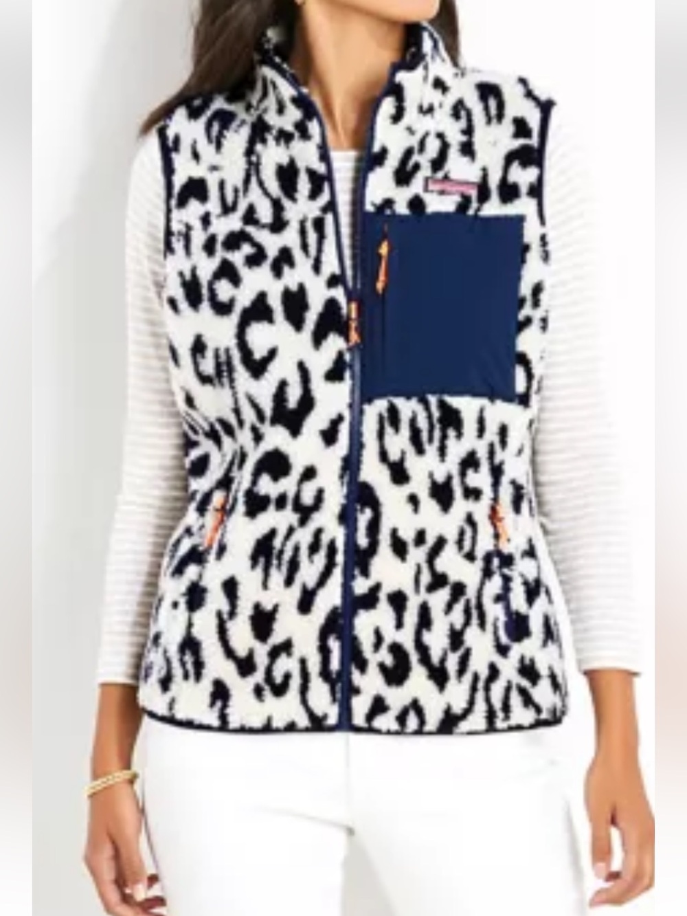 Vineyard Vines White & navy Leopard Sherpa Vest with Navy Pocket Sz m